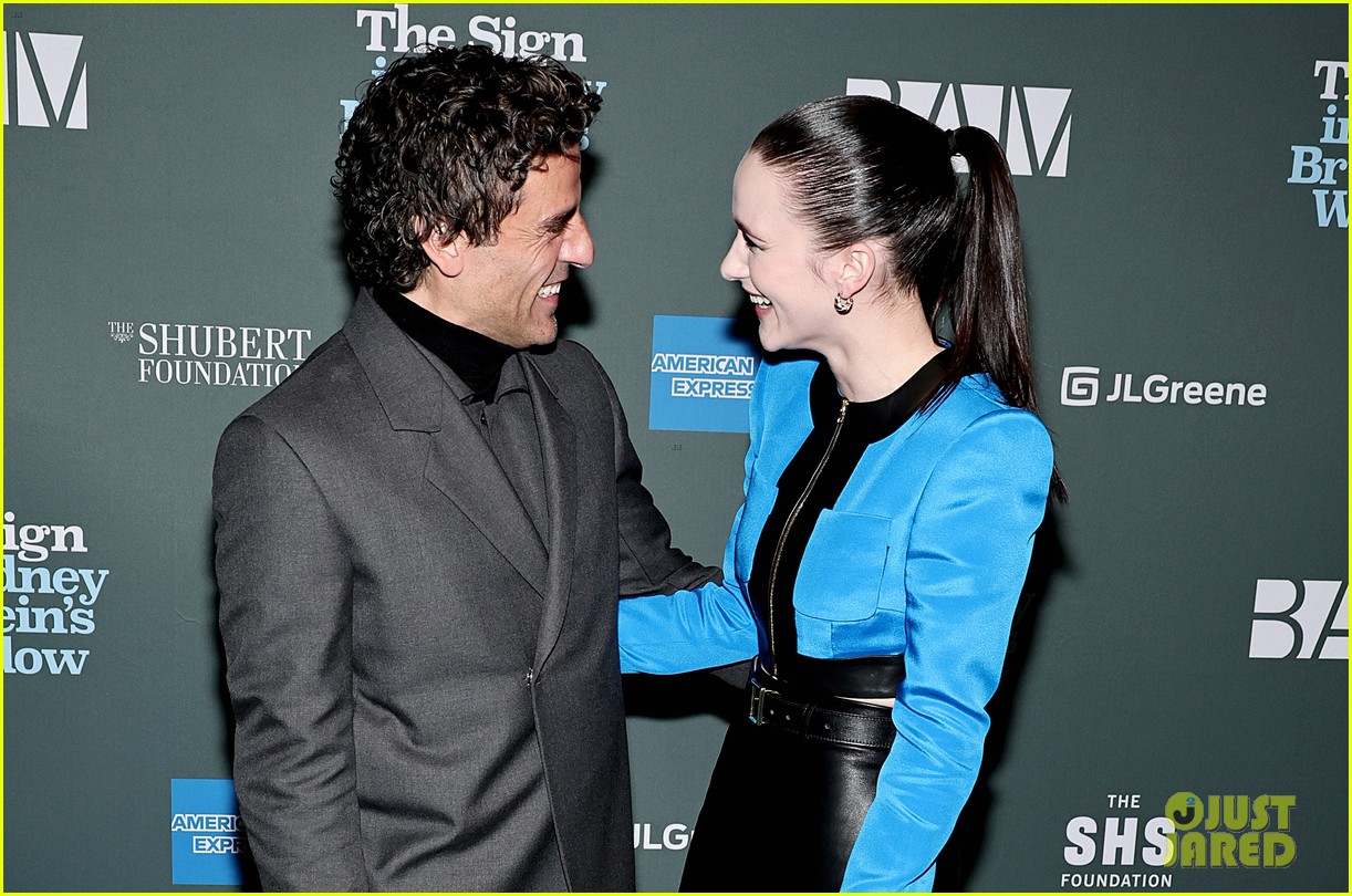 rachel-brosnahan-oscar-isaac-opening-night-of-new-off-broadway-show-09.jpg