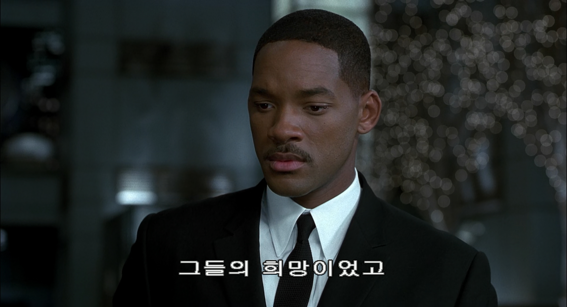 Men in Black II (2002) (1080p BluRay x265 10bit Tigole).mkv_004462458.jpg